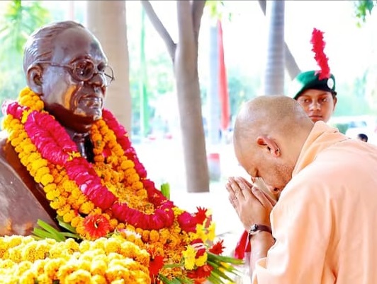 वो महानायक जिन्होंने दुनिया के सबसे बड़े लोकतंत्र को दिया 'समानता का कवच'