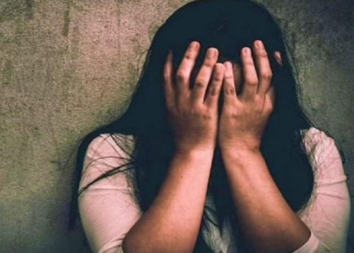 सीट विवाद ने लिया हिंसक रूप, इंदौर से जा रही थी गोरखपुर 
