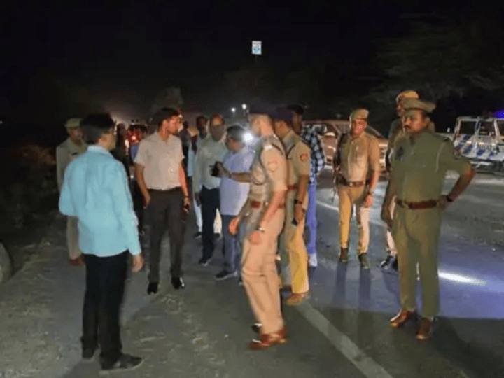 दूल्हे के भाई समेत चार की मौत, 100 मीटर तक घसीटी गाड़ी
