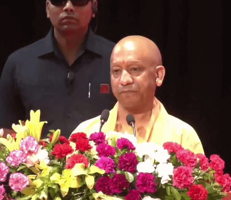 15 लाख मजदूरों को मिलेगा पांच लाख का हेल्थ बीमा, सीएम योगी ने दिया सुरक्षा का भरोसा
