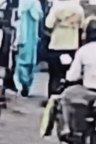 चेकिंग के दौरान युवक को मारा थप्पड़, वीडियो वायरल