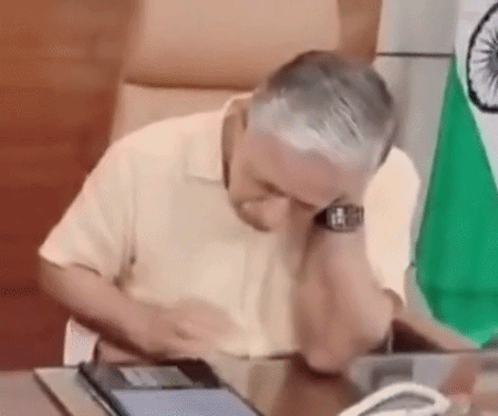 मुख्य सचिव और लखनऊ डीएम ने खुद भरा फॉर्म, राजधानी ने हासिल किया तीसरा स्थान