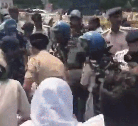 BPSC TRE-4 अभ्यर्थियों को दौड़ा-दौड़ाकर पीटा, पटना की सड़कों पर बवाल