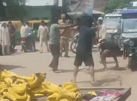 जमीनी विवाद में लाठी-डंडों से पीटा, आरोपी मौके से फरार