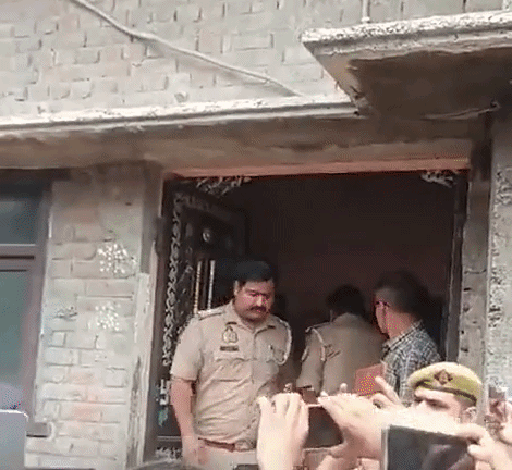फिर जीजा ने खुद को मारी गोली, एकतरफा प्यार में बना हैवान