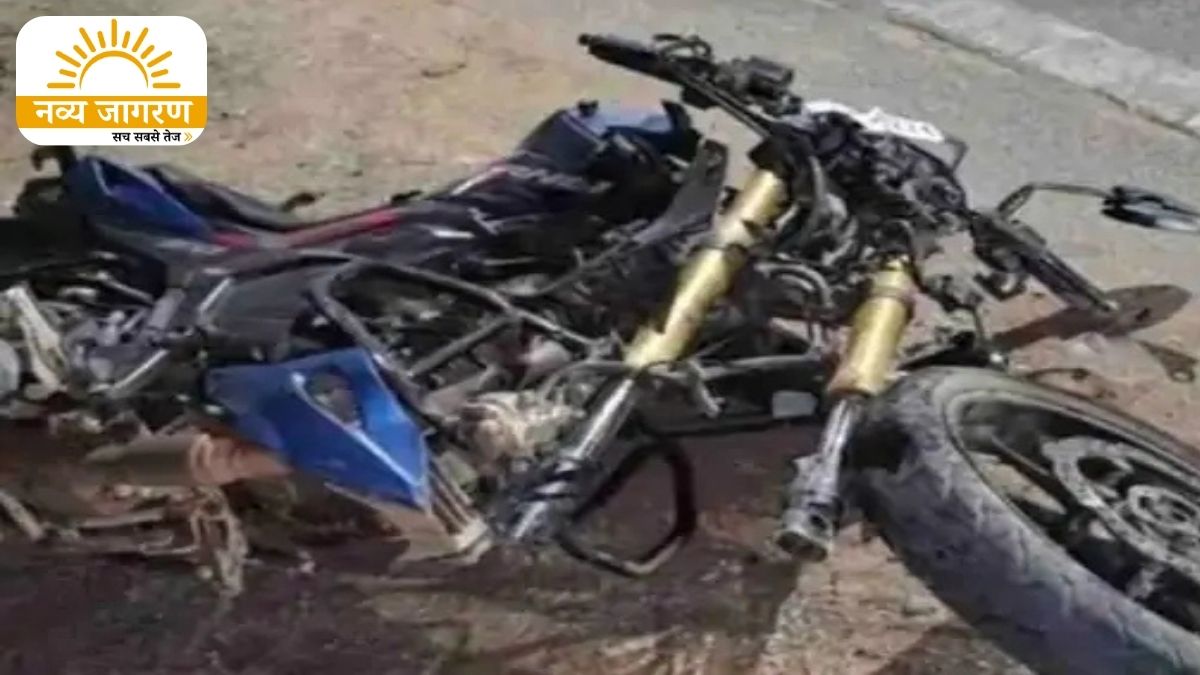 तेज रफ्तार पिकअप ने बाइक को मारी टक्कर, पुलिस ने सीज किया वाहन