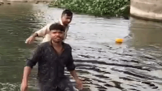 आमी नदी में फेंकी बॉडी, हाथ-पैर बांधकर मर्डर की आशंका