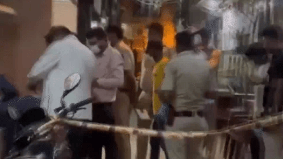 सेप्टिक टैंक में छिपाई बॉडी, लापता होने का करता रहा नाटक