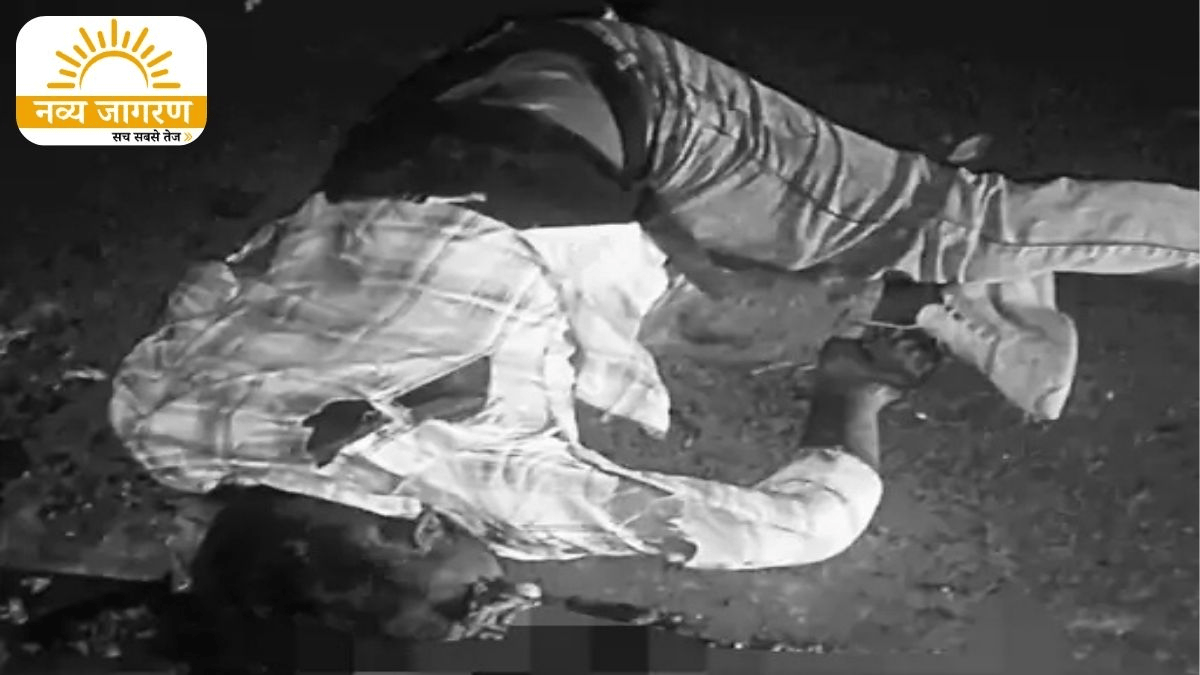 मछली खरीदने गोरखपुर जा रहे बाइक सवारों की डेथ, मदद करने रुके युवक को भी बस ने रौंदा
