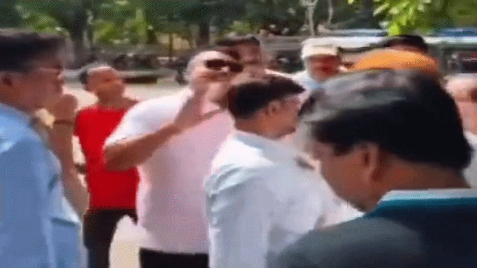 11 मकानों पर संकट, हाईकोर्ट जाएंगे आवंटी