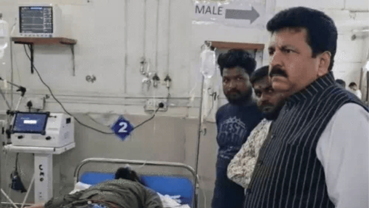 मेथेनॉल मिलने की आशंका, आठ आरोपी अरेस्ट