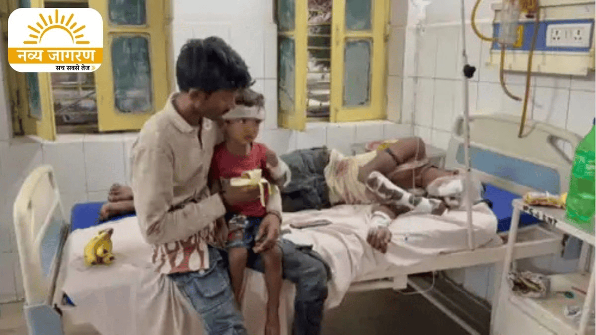 चालक समेत मासूम बच्ची की मौत, 10 लोग घायल