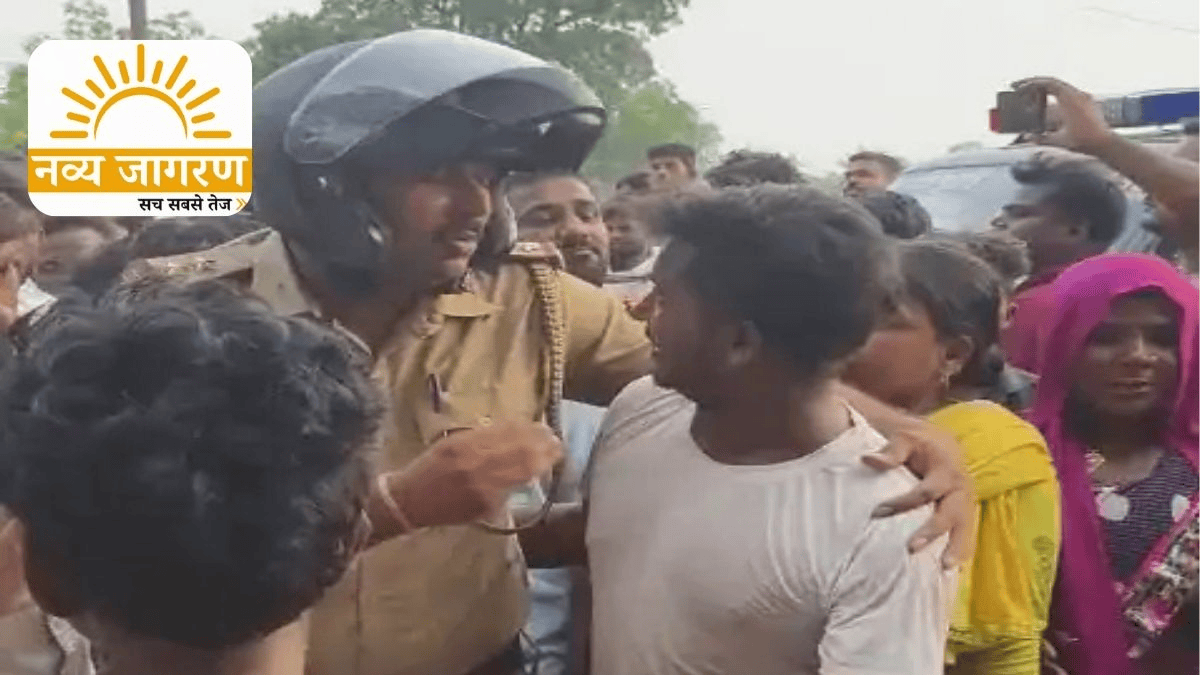 बॉडी रखकर गोंडा-लखनऊ हाईवे किया जाम, मौसी के बेटे पर लगाया हत्या का आरोप
