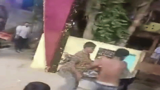 जमकर भिड़े घराती और बराती, पुलिस ने शांति भंग में की कार्रवाई
