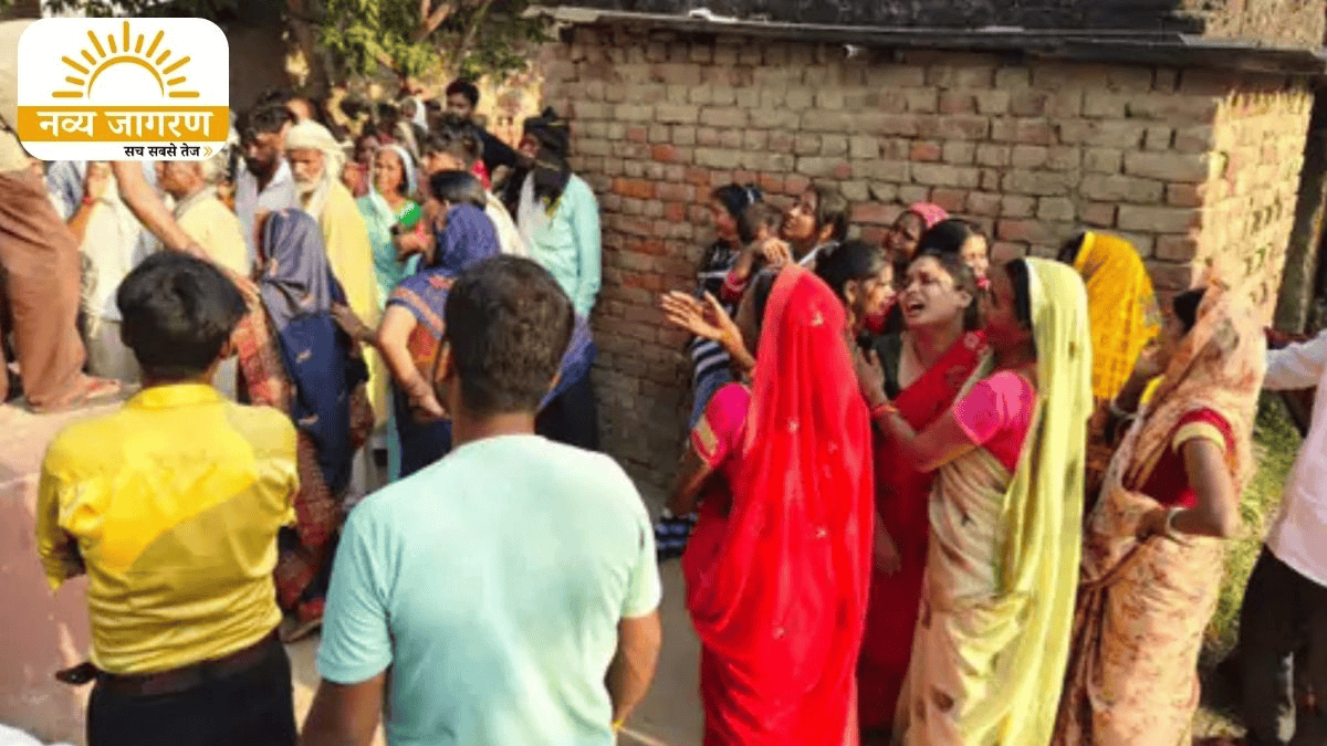 फंदे से लटकी मिली बॉडी, परिजनों ने दहेज उत्पीड़न का लगाया आरोप