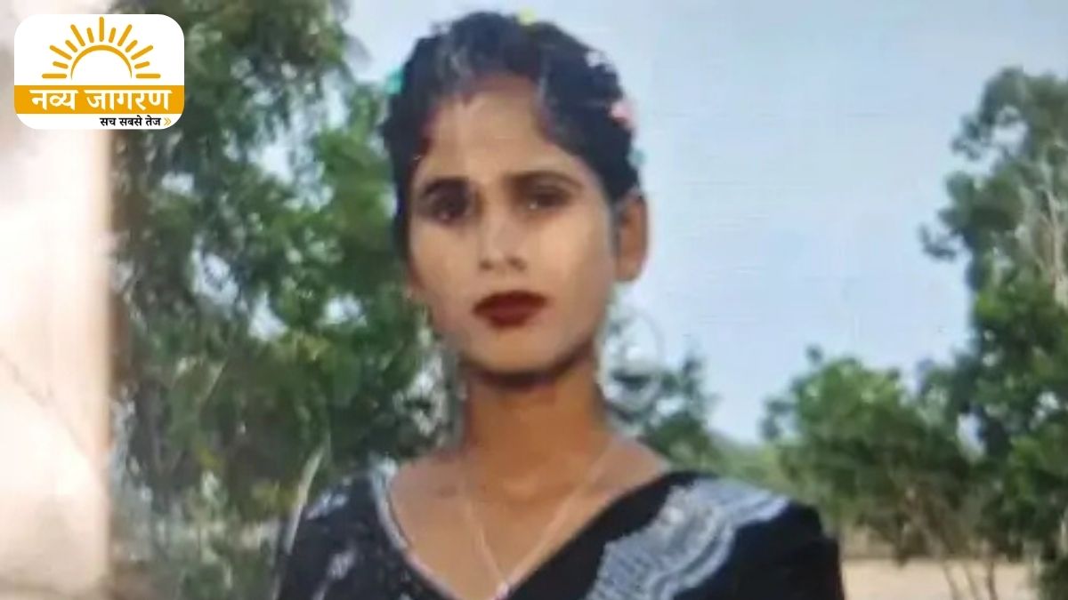 पेड़ के सहारे लटकी मिली बॉडी, हत्या की आशंका