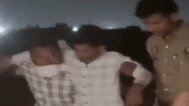 दो के पैर में लगी गोली, महिला से की थी टप्पेबाजी