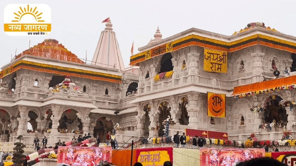 आरोपी के घर पहुंची पुलिस, शेयर बाजार में पैसा लगाने का दावा