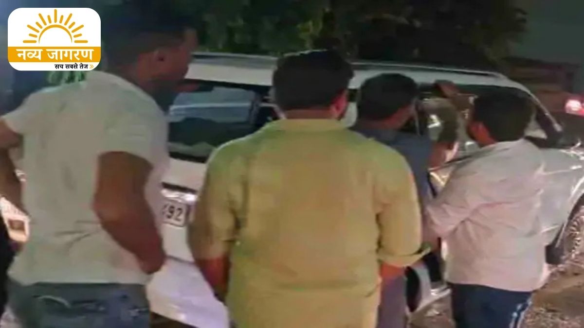 सुरक्षित बचा कार चालक, बारिश से टला बड़ा हादसा