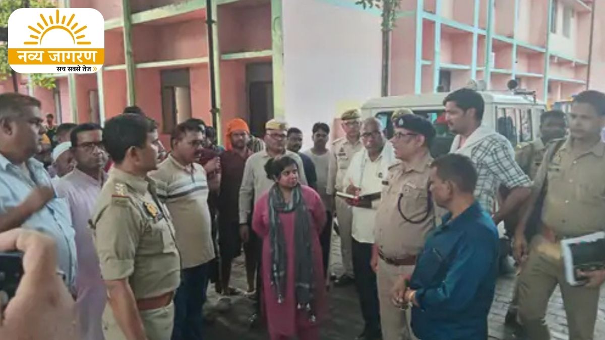 दो बच्चों की गड्ढे में डूबने से हुई थी मौत, बिना सुरक्षा मानक खुदाई कराने का आरोप