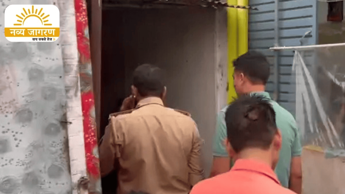 फंदे से लटकी मिली बॉडी, अस्पताल पहुंचने से पहले मौत