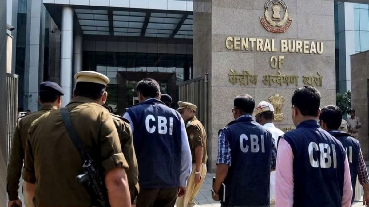 चार राज्यों में सीबीआई ने मारा छापा, कई दस्तावेज और रिकॉर्ड किए जब्त