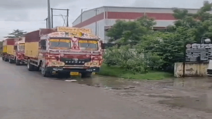 IOCL प्लांट से गैस आपूर्ति फिर शुरू, काम पर लौटे 200 ट्रक चालक
