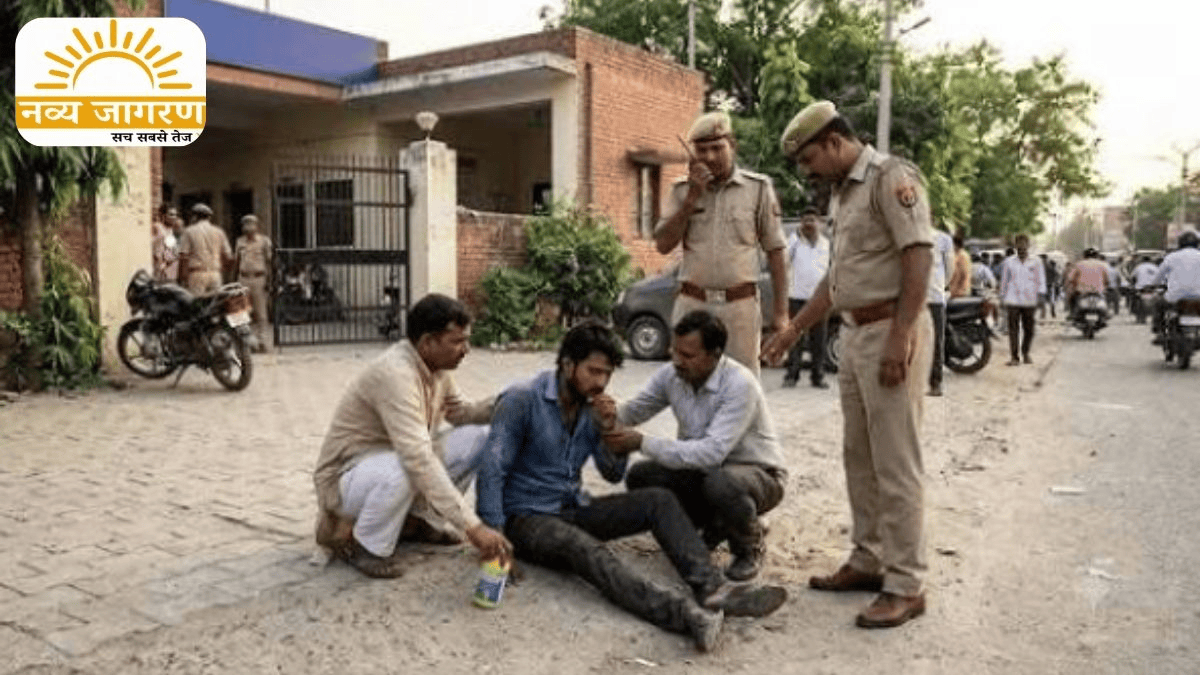 उपचार के लिए ले जाया गया एम्स, पत्नी से चल रहा था पुराना विवाद