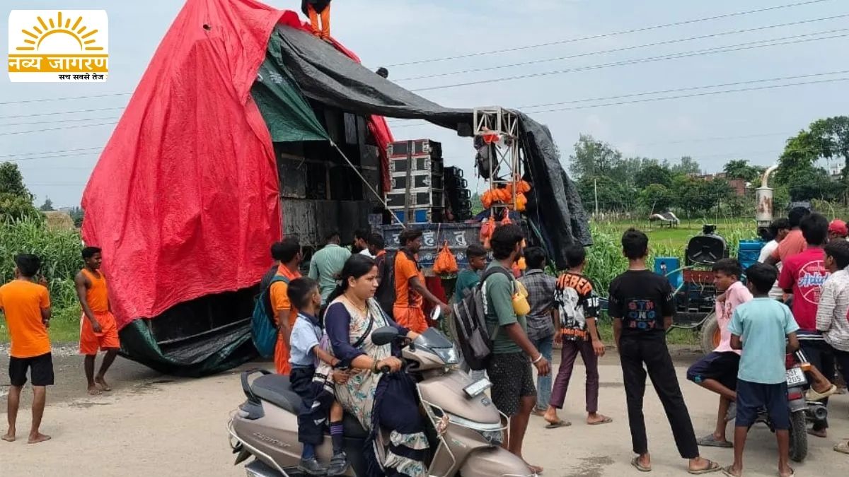दूसरा गंभीर रूप से झूलसा, डीजे में जा सटा ग्यारह हजार हाइटेंशन तार