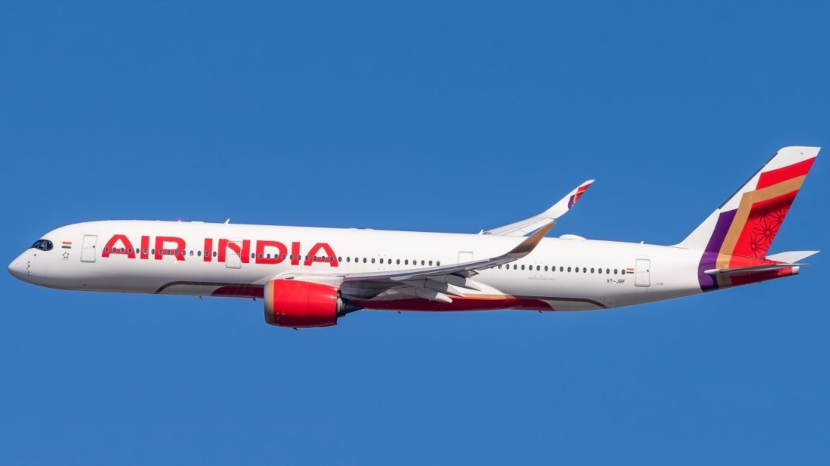 सुरक्षित बचे सभी 164 यात्री, 79 मिनट देरी से दिल्ली लौटा विमान