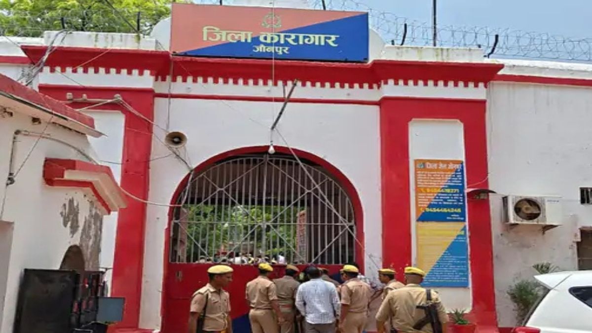इलाज के दौरान बिगड़ी हालत, वर्ष 2008 से जेल में था बंद