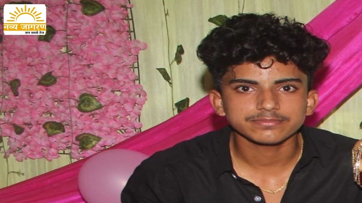 सुबह देर तक दरवाजा न खुलने पर हुआ शक, मां और बहन का रो-रोकर बुरा हाल