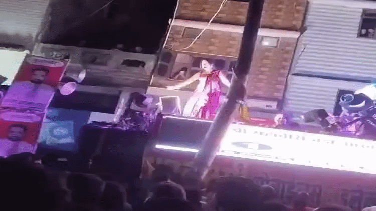 110 लोगों पर दर्ज हुई एफआईआर, नियमों की हुई अनदेखी