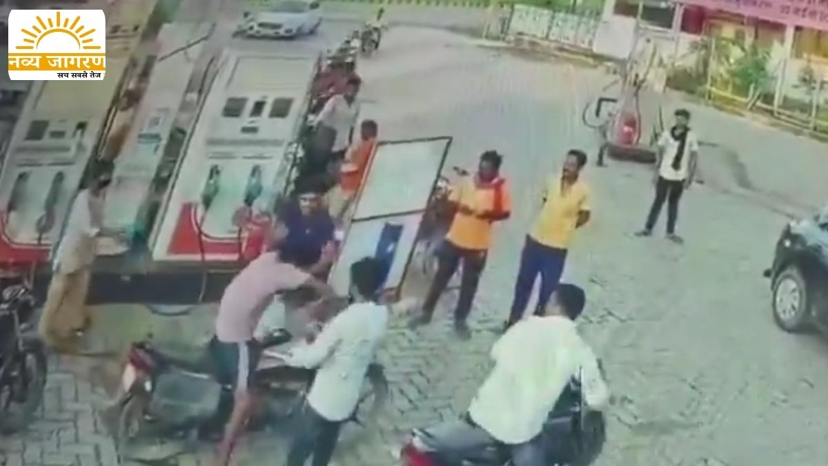 कार से टक्कर मारने के बाद हुआ विवाद, पेट्रोल भरवाने जा रहा था युवक