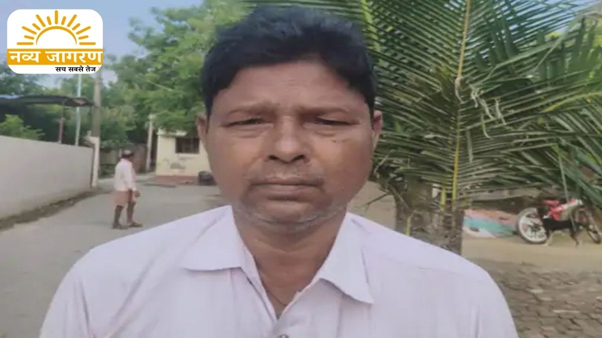 बाजार से सामान लेकर लौट रहे थे घर, दोनों पैर बुरी तरह कुचले 