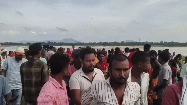 नदी में डूबे पांच लोगों की हुई मौत, बच्चे को बचाने उतरे थे चार लोग