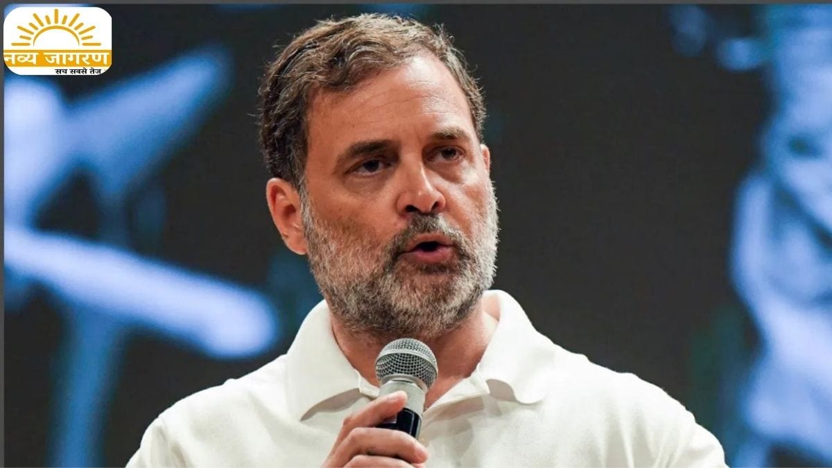 सड़कों पर उतरे 3,000 से अ​धिक छात्र, कांग्रेस सांसद राहुल गांधी ने किया समर्थन