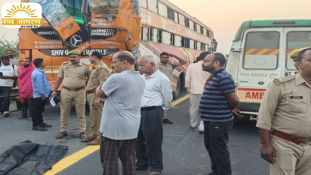 चालक और कंडक्टर की मौत, आधा दर्जन से अ​धिक यात्री घायल