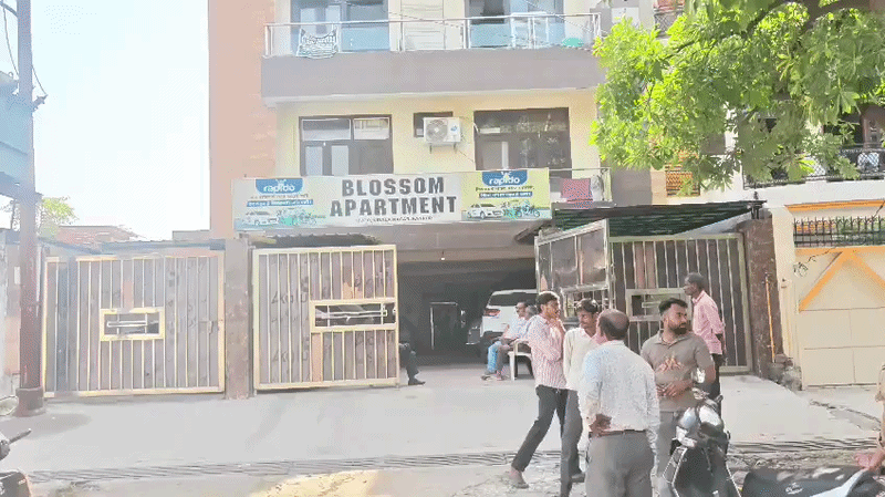 लाइसेंसी रिवाल्वर से खुद को मारी गोली, पुलिस ने कब्जे में लिया हथियार 