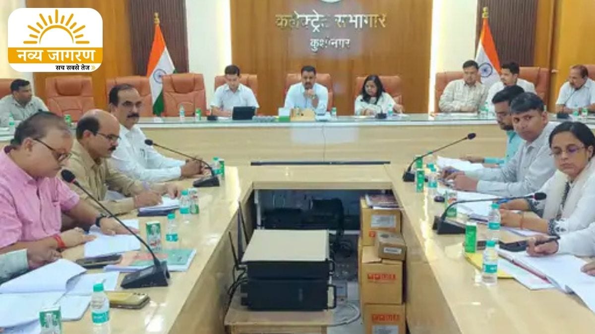 आरआरसी केंद्रों का संचालन अनिवार्य, प्लास्टिक से सड़क बनाने की योजना