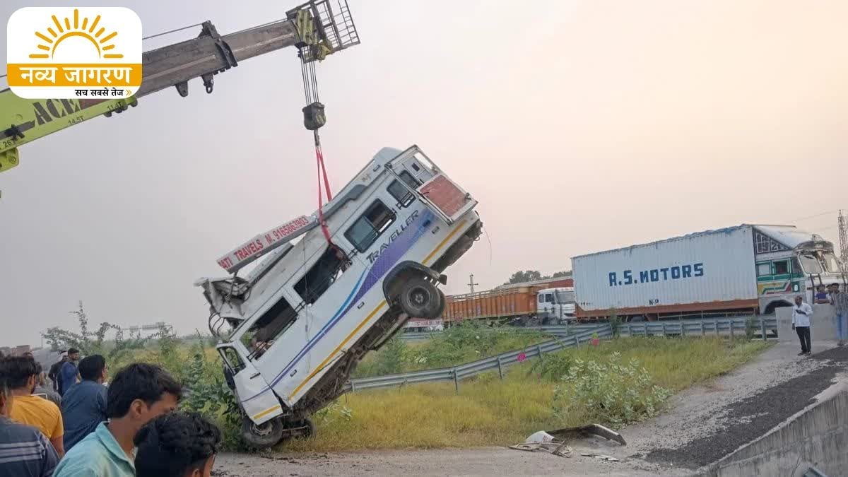 आठ लोगों की मौत, 17 घायल