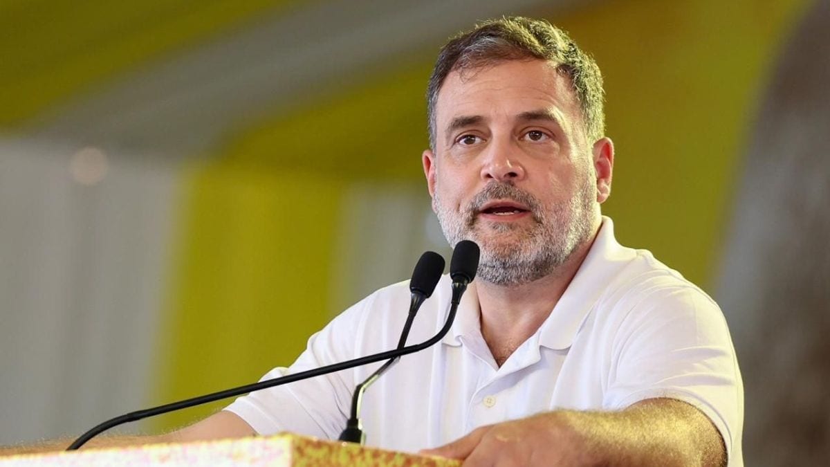 बोले-3.56 लाख करोड़ के निवेश दावे में फर्जीवाड़ा, 100 करोड़ रोड शो पर फूंके