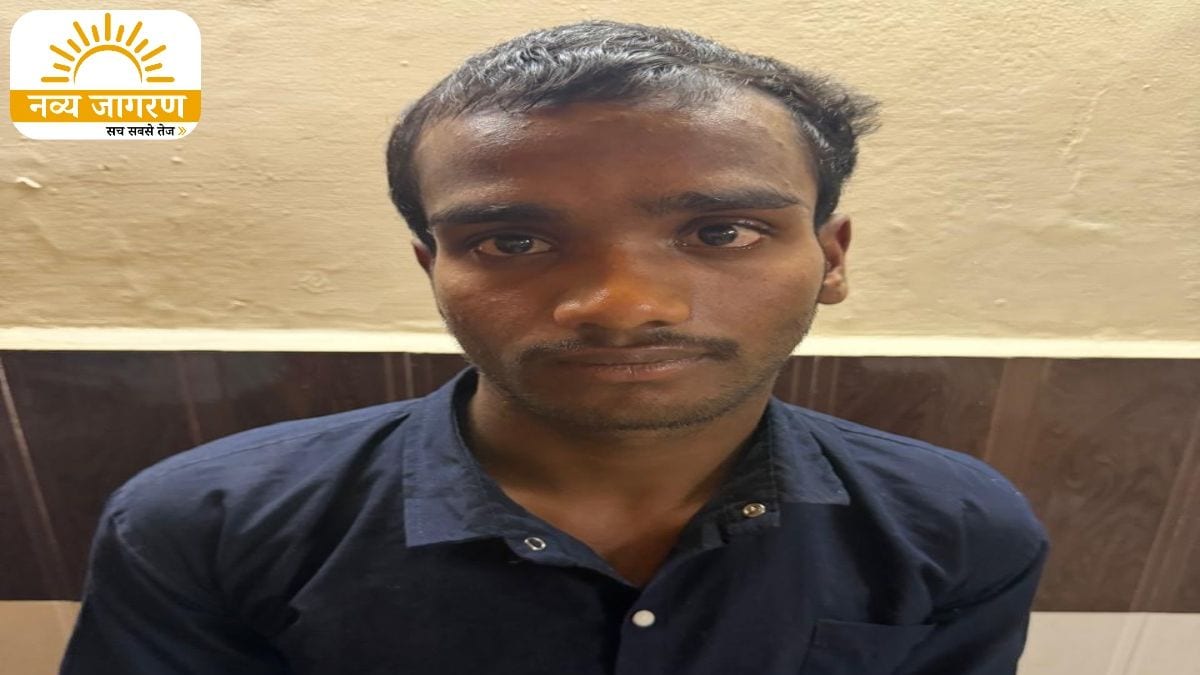 कैप्शन में लिखा- विधानसभा उड़ा दिया बम से, पुलिस ने किया गिरफ्तार