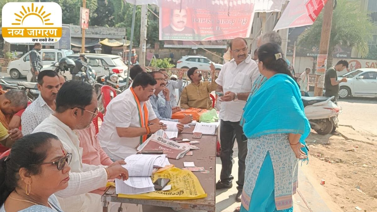 कड़ी सुरक्षा के बीच मतदान जारी, जिलाधिकारी ने सुरक्षा व्यवस्था का लिया जायजा