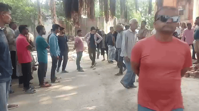 चबूतरे को लेकर हुआ विवाद, हिरासत में मुख्य आरोपी